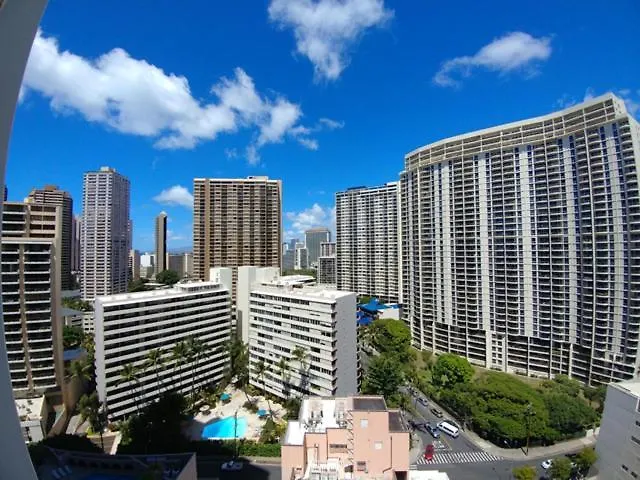 Aparthotel Gem Of Waikiki At Inn On The Park Honolulu