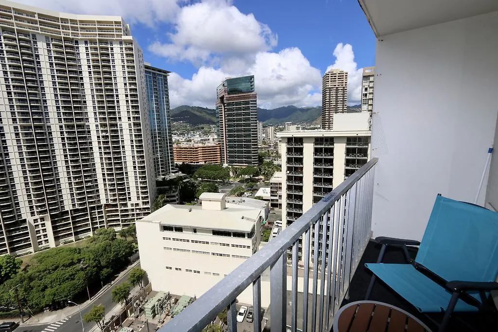 Gem Of Waikiki At Inn On The Park Honolulu