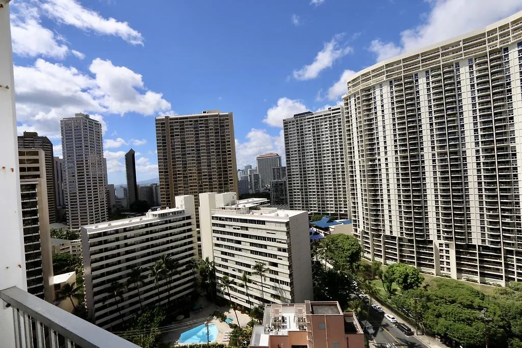 Gem Of Waikiki At Inn On The Park Honolulu Aparthotel